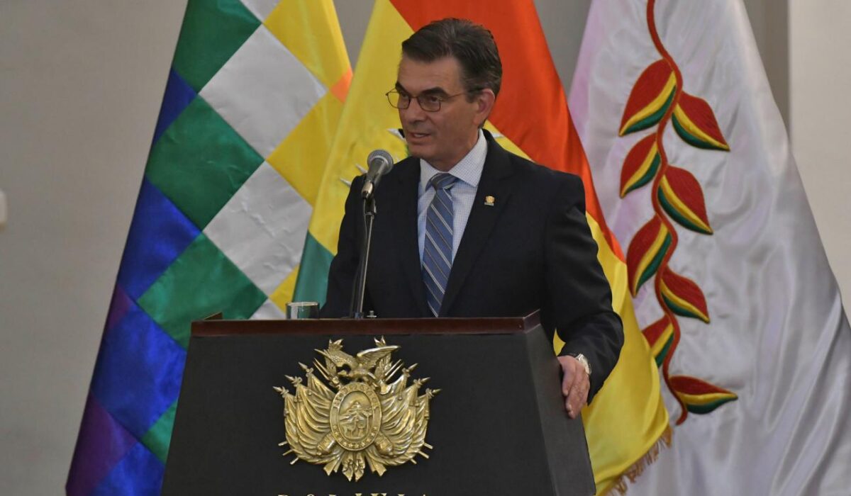 Rodrigo Paz presenta medidas para potenciar infraestructura en Bolivia