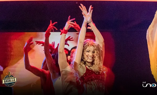 Paola Guzmán deslumbra en La Gran Batalla con su interpretación de Shakira