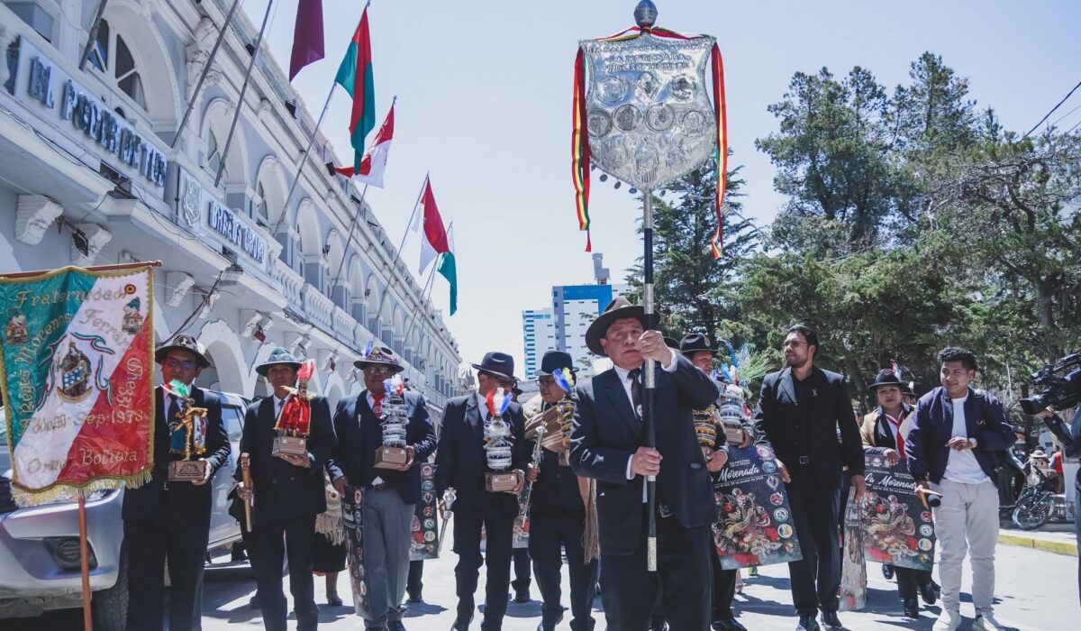 Oruro celebra el Día Nacional de la Danza de la Morenada con un evento vibrante