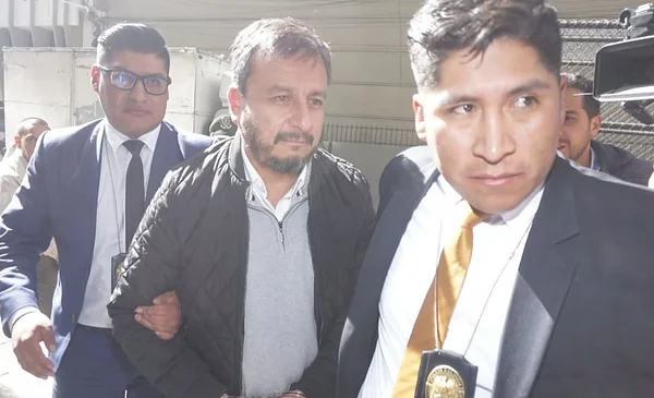 Levantan el arraigo de Mauricio Medinaceli en caso de gasolina desestabilizada