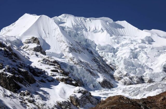 Impacto del Calor en el Glaciar Illimani: Pérdida de Más de un Metro de Hielo