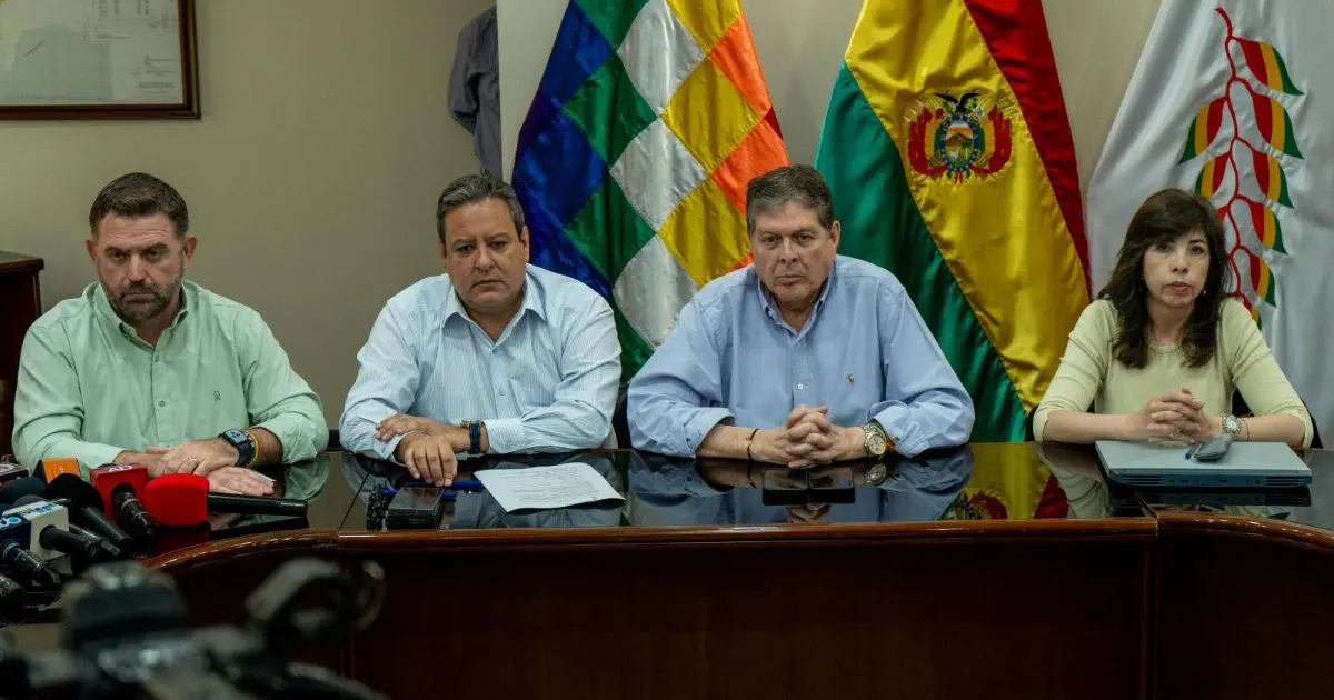Acuerdo entre el Gobierno y el sector cañero para aumentar el etanol en la gasolina