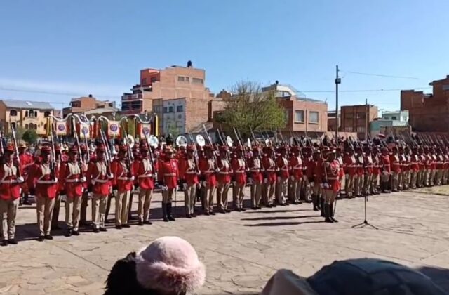 La Paz celebra 478 años de su fundación con eventos cívicos significativos