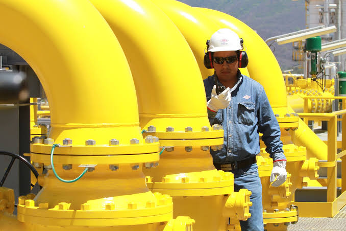 Gobierno permite importar gas natural y GNL para uso propio