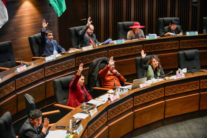 Senado aprueba financiamiento de más de $us 200 millones del Banco Mundial para asistencia social