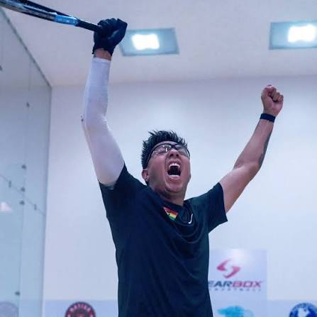 Conrrado Moscoso se convierte en bicampeón mundial de ráquetbol