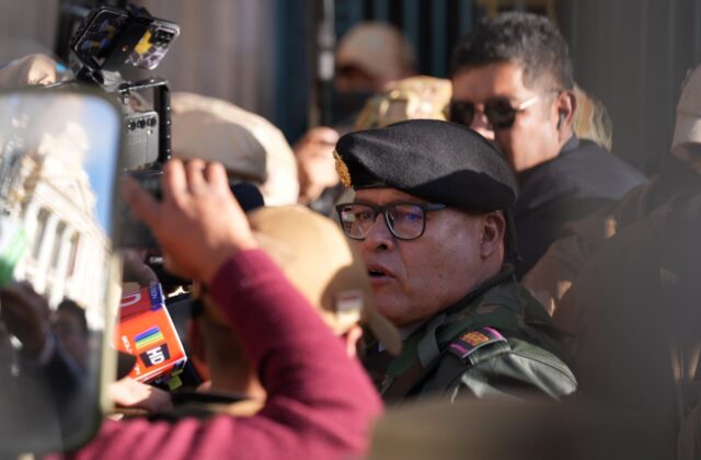 Excomandante Zúñiga asegura que el 26 de junio fue un "autogolpe"