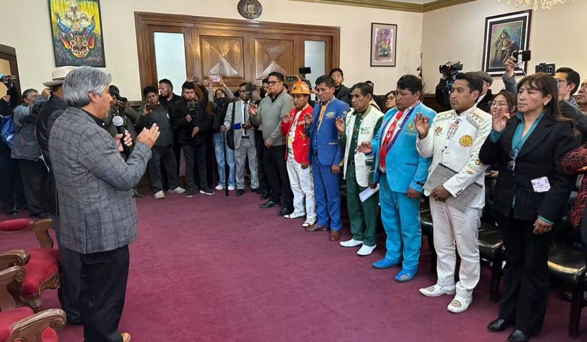 Nueva directiva de la ABMPO se compromete a impulsar la música en Oruro