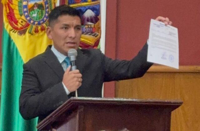 Municipio de Oruro reestructura funciones de personal