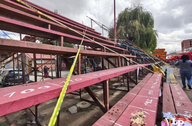 Solicitan espacio para graderías en el Carnaval de Oruro 2027