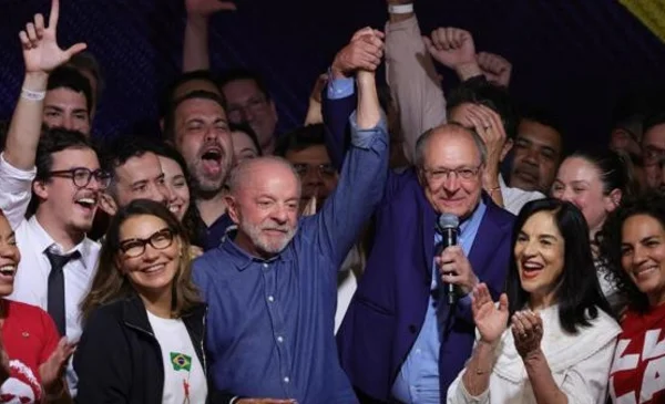 Líderes de América Latina celebran la reelección de Lula en Brasil