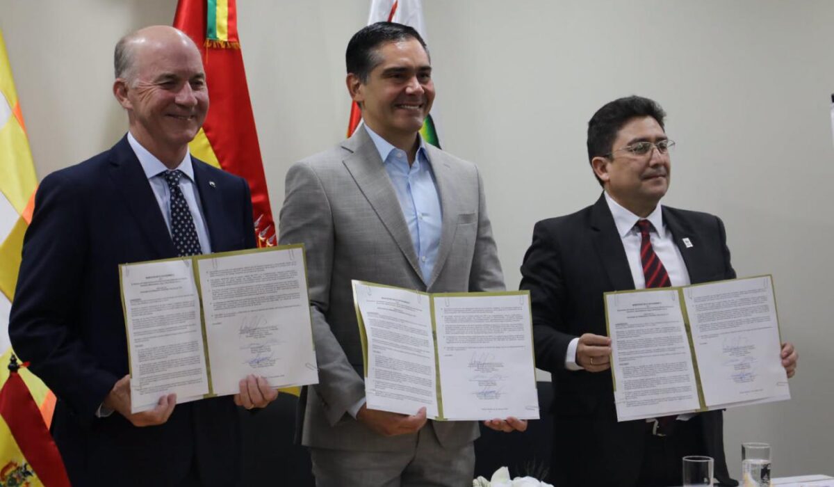 Bolivia firma acuerdo histórico con WWF para el financiamiento de áreas protegidas