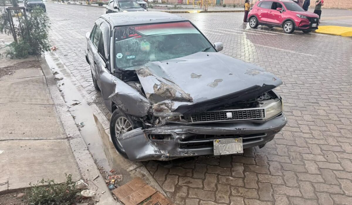 Accidente en la avenida del Diablo en Oruro deja tres personas heridas