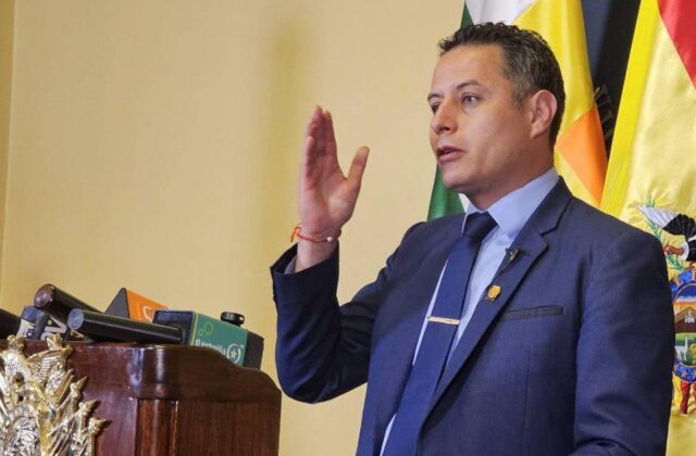 Solicitan investigar a funcionarios bolivianos con restricciones de visa de EE.UU.