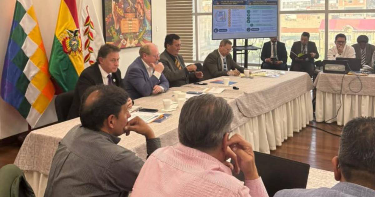 Gobierno y gobernaciones dan pasos firmes hacia la modificación de leyes tributarias e internacionales
