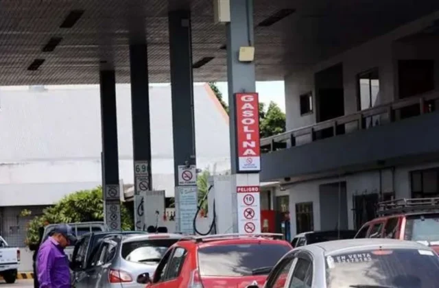 Aumento en la distribución de combustibles por parte de YPFB y control de cargas irregulares