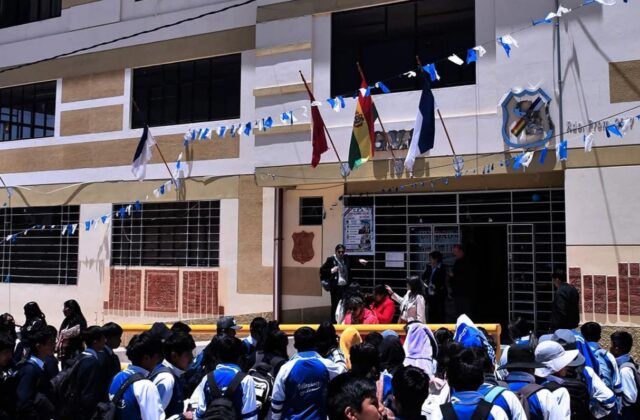 Reconocimiento al mural ganador del IV Premio Internacional OEI en Oruro