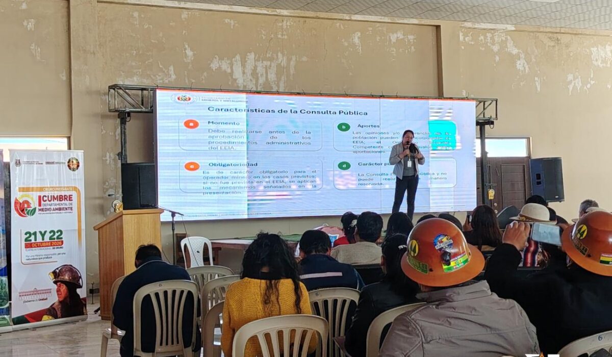 Cumbre ambiental en Oruro promueve una minería sostenible