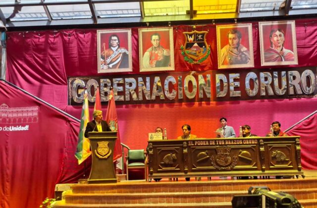 Más de 100 mil orureños carecen de acceso a agua potable por cañería