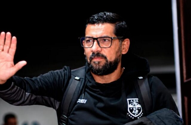 ABB prescinde de Walter Flores como entrenador