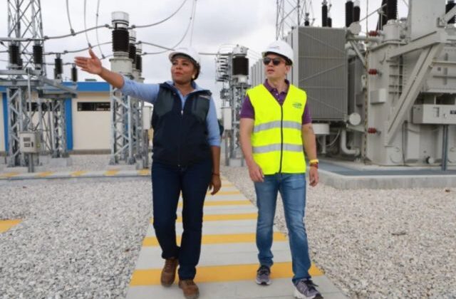 Noboa asegura que no habrá cortes de luz en hogares ecuatorianos