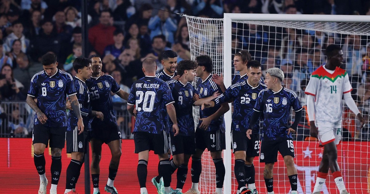 Argentina aplasta a Burkina Faso en un amistoso previo a la despedida de Messi