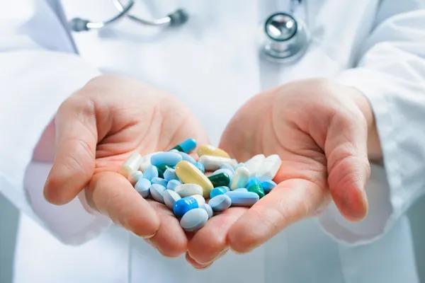 Cifabol exige priorizar la producción nacional ante importaciones de medicamentos
