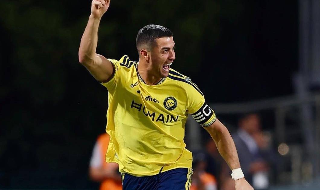 Cristiano Ronaldo alcanza 985 goles tras un hat-trick