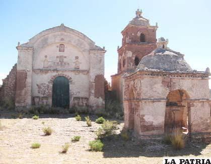 La iglesia colonial de Caripaya recibe estatus de patrimonio cultural