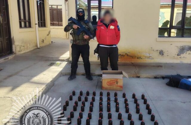 Operativo en Oruro: Decomisan 100 frascos de ketamina