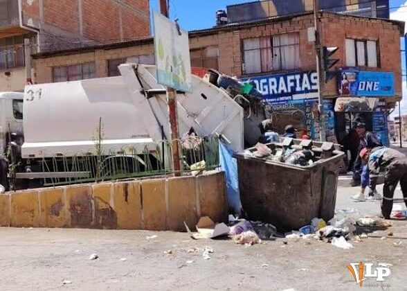 EMAO finaliza pruebas de la APP ‘Oruro Limpio’ para monitorear camiones de basura