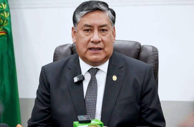 Exdirector de Migración denuncia vínculos de exautoridades con redes criminales