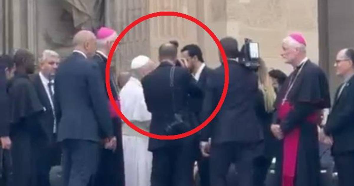 Juan Pablo Velasco se reúne con el papa León XIV en el Vaticano