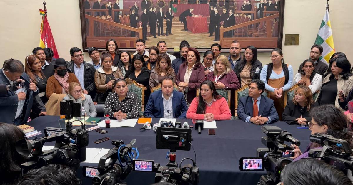 Oscar García asume liderazgo del PDC en la Cámara de Diputados