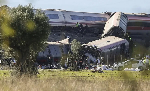 Solidaridad de Bolivia tras tragedia ferroviaria en España