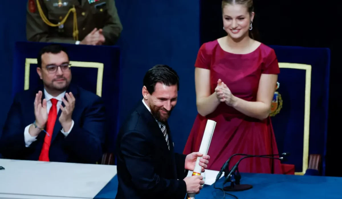 Lionel Messi se convierte en el primer futbolista en recibir el Premio Princesa de Asturias