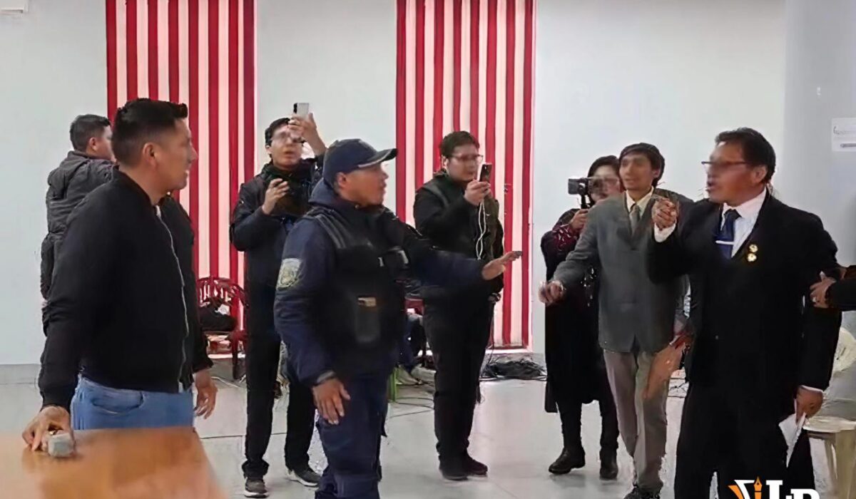 Tensión en la reunión entre GAMO y ACFO sobre el Carnaval de Oruro 2027