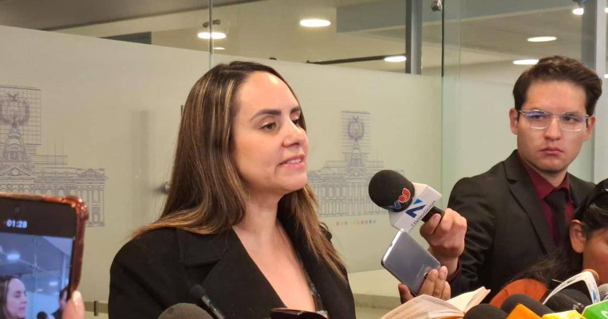 Claudia Herbas demanda a la Fiscalía investigar audios de Cerimedo