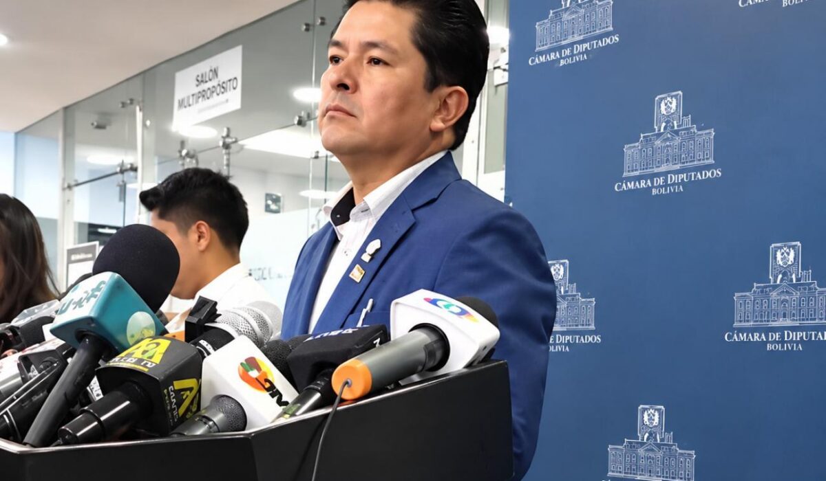 Visita de Kast: Oportunidad para aclarar el caso Maderas