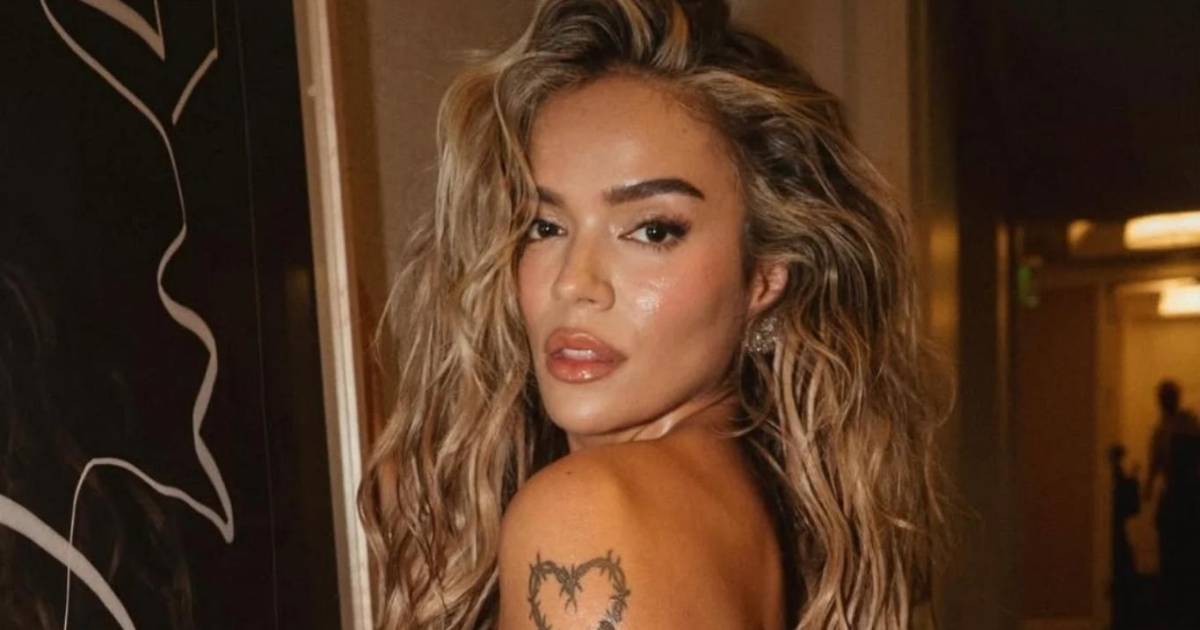 Karol G desata rumores de boda tras publicación en Instagram