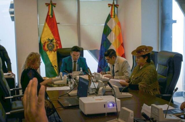 Aprobación del Proyecto de Ley Antibloqueos en Bolivia