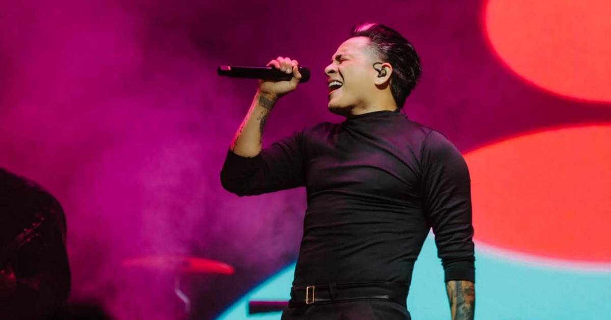 Luis Vega se prepara para los Grammy y convoca a sus seguidores a elegir su nuevo disco