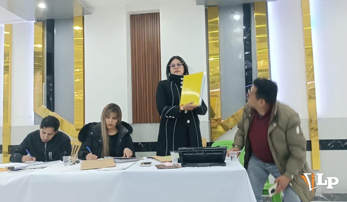 Tres frentes se inscriben para las elecciones de la Morenada Cocani