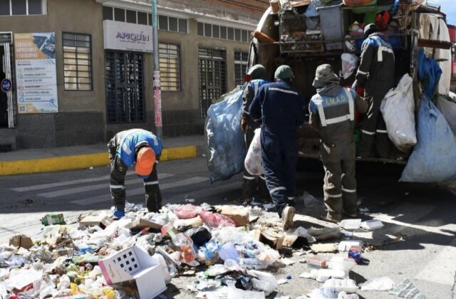 El Concejo Municipal de Oruro rechaza propuesta de aumento de tarifas de aseo